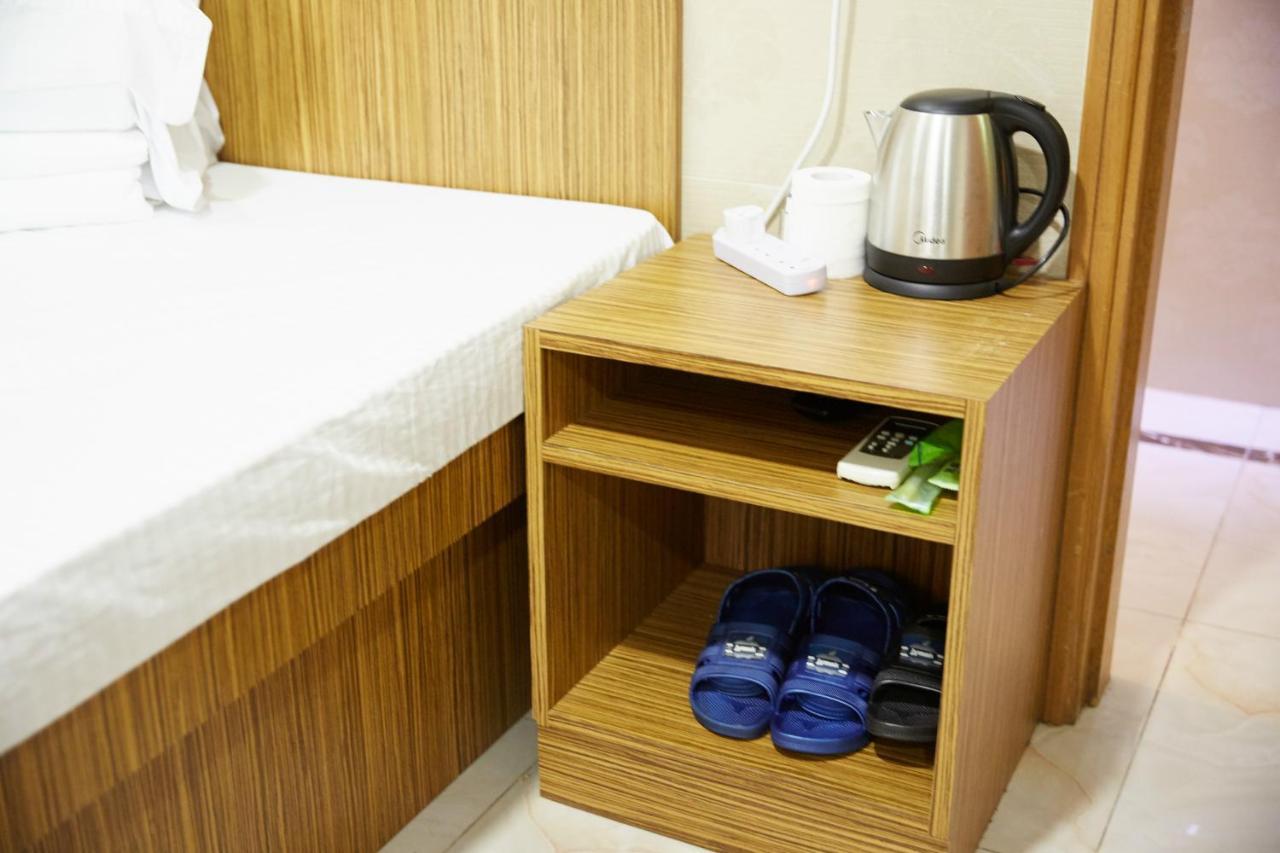 Guest house Hoo Sang 香港豪生酒店 Hong Kong